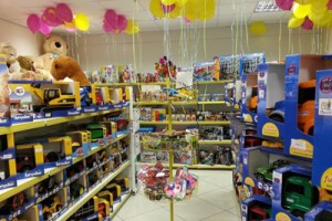 Франшиза-торговой-сети-по-продаже-детских-игрушек-Бегемотик-1