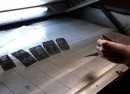 Изготовление одной печати или штампа занимает, как правило, не более 15 минут у одного мастера, что позволяет иметь огромный потенциал загрузки в рабочий день.